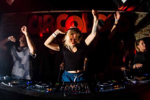 La presencia femenina se hace fuerte en las cabinas | Ibiza Nights: the Ibiza party guide