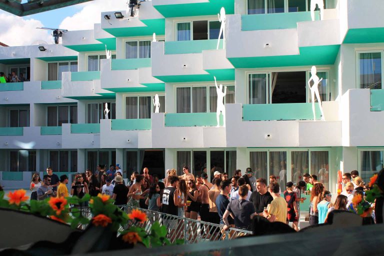 Restaurante Bora Bora estrena mañana El Patio