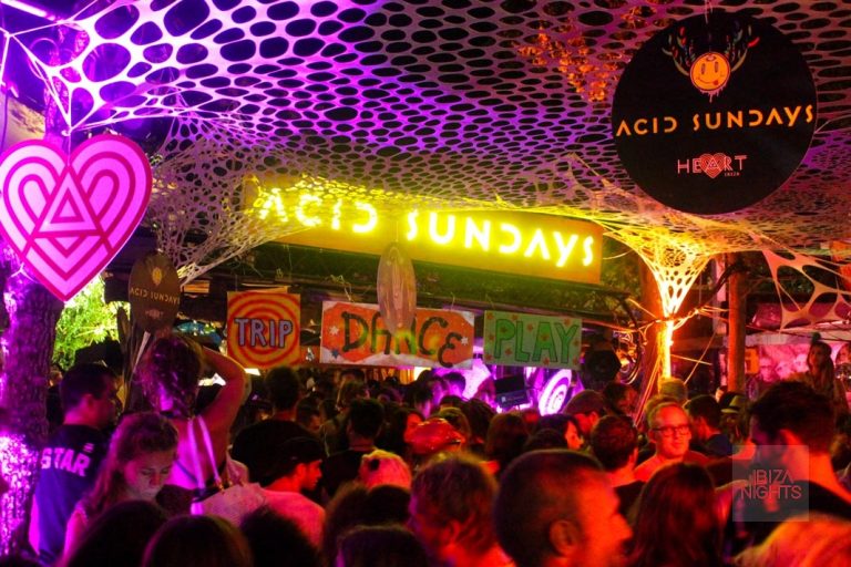 El cierre de Acid Sundays en Las Dalias contó con un cartel de artistas de renombre y gozó de una afluencia masiva. Foto: Jesus Sierra