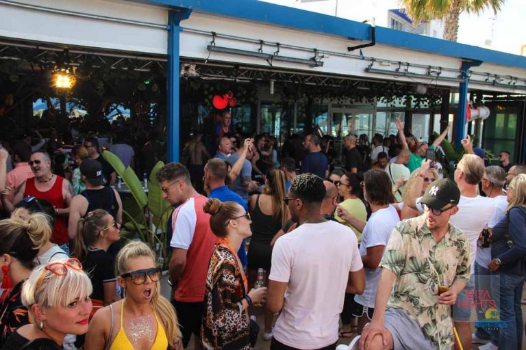 El club abre sus puertas los sietes días de la semana. Fotos: Karina Sayas