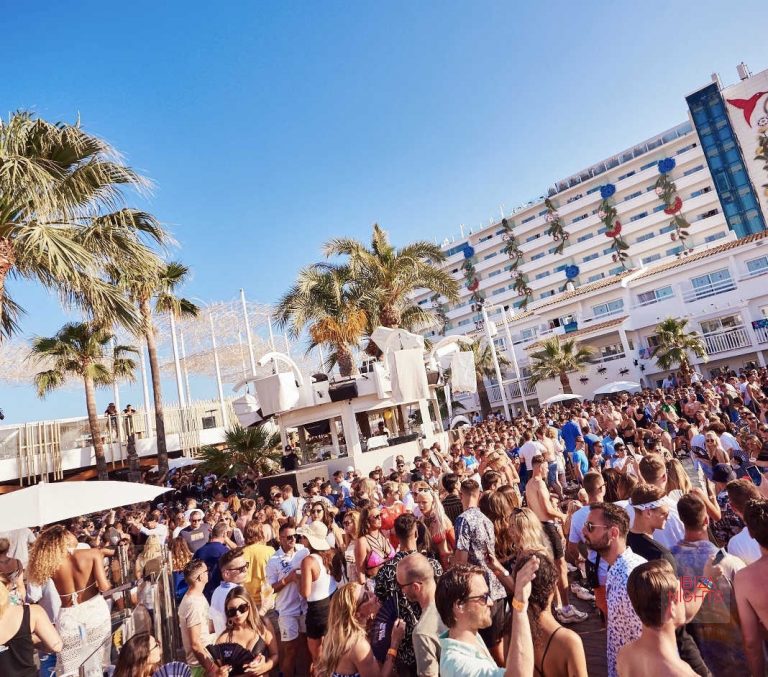 Ushuaïa Ibiza Beach Hotel. Andrea Oliva en Ants