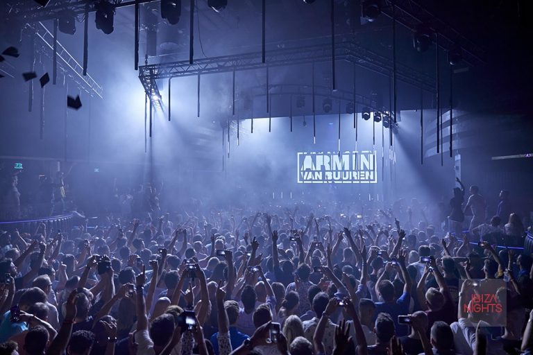 Sesiones de ‘trance’ duro cada miércoles con Armin Van Buuren. Foto: Hï Ibiza